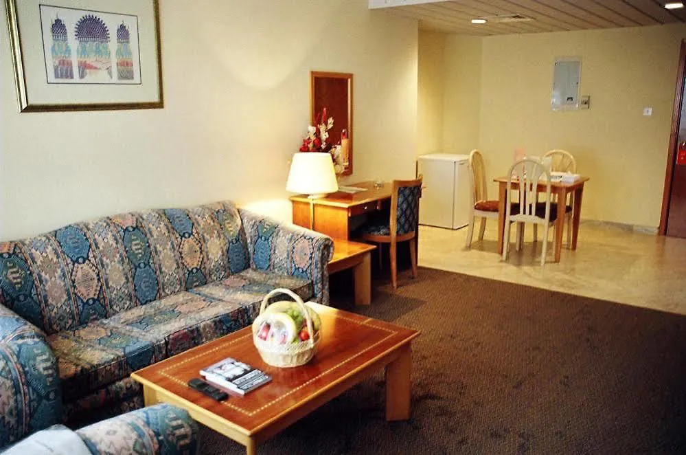 Emirates Plaza Hotel Abu Dhabi